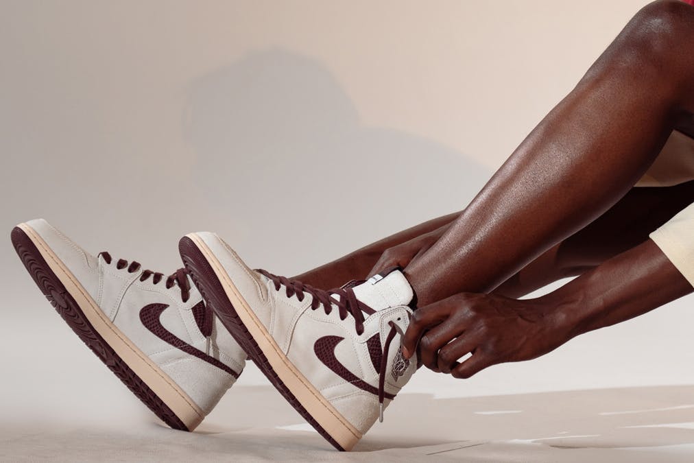 tenis branco couro nike feminino